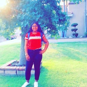 Meet your Posher, Syeda